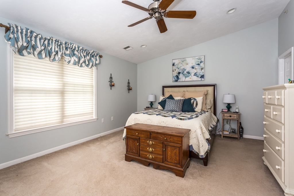 140 Commonwealth Ave # 15