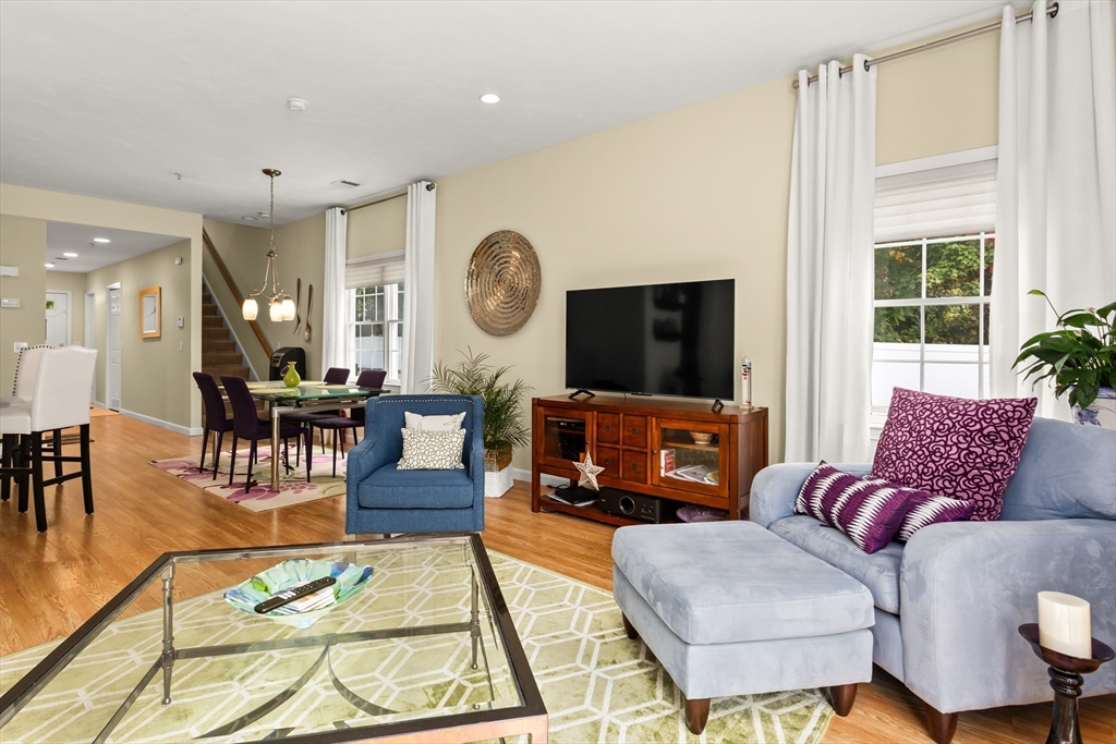 140 Commonwealth Ave # 15