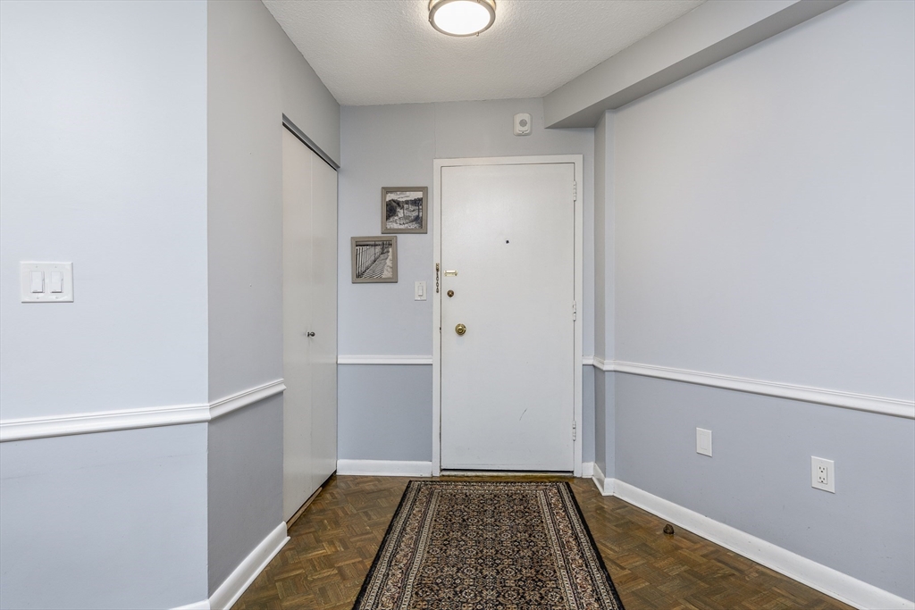 300 Lynn Shore Drive Unit: 508