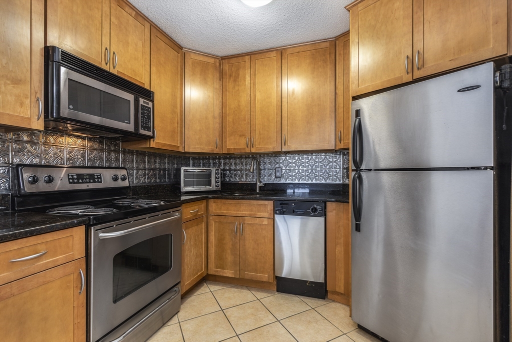 300 Lynn Shore Drive Unit: 508