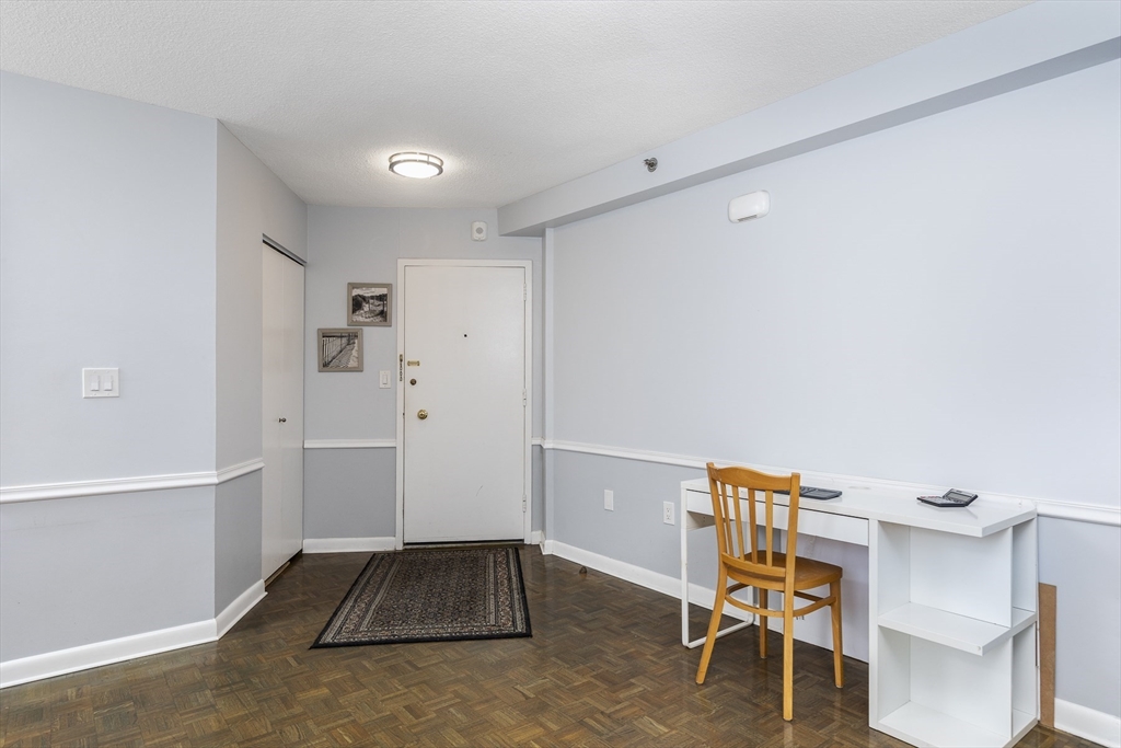 300 Lynn Shore Drive Unit: 508