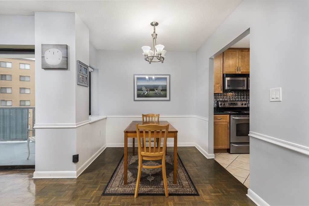 300 Lynn Shore Drive Unit: 508