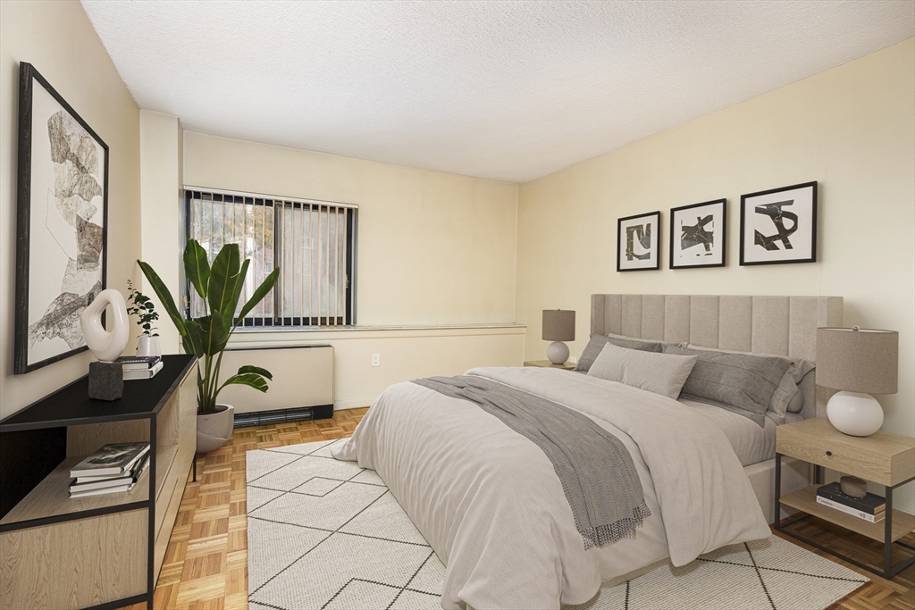 300 Lynn Shore Drive Unit: 304