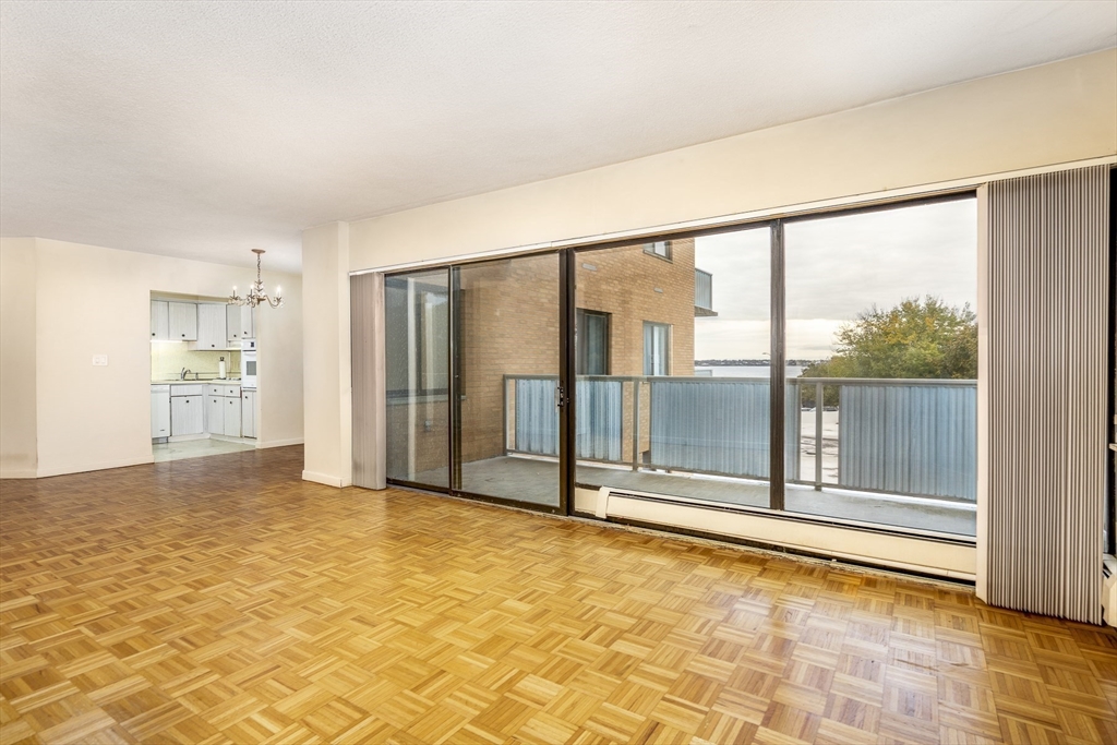 300 Lynn Shore Drive Unit: 304