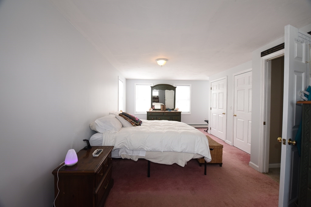 8 Harborview Rd
