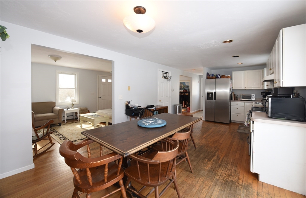 8 Harborview Rd