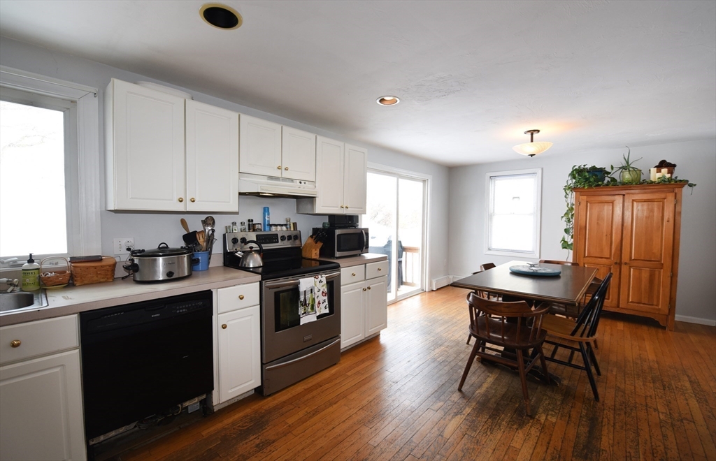 8 Harborview Rd