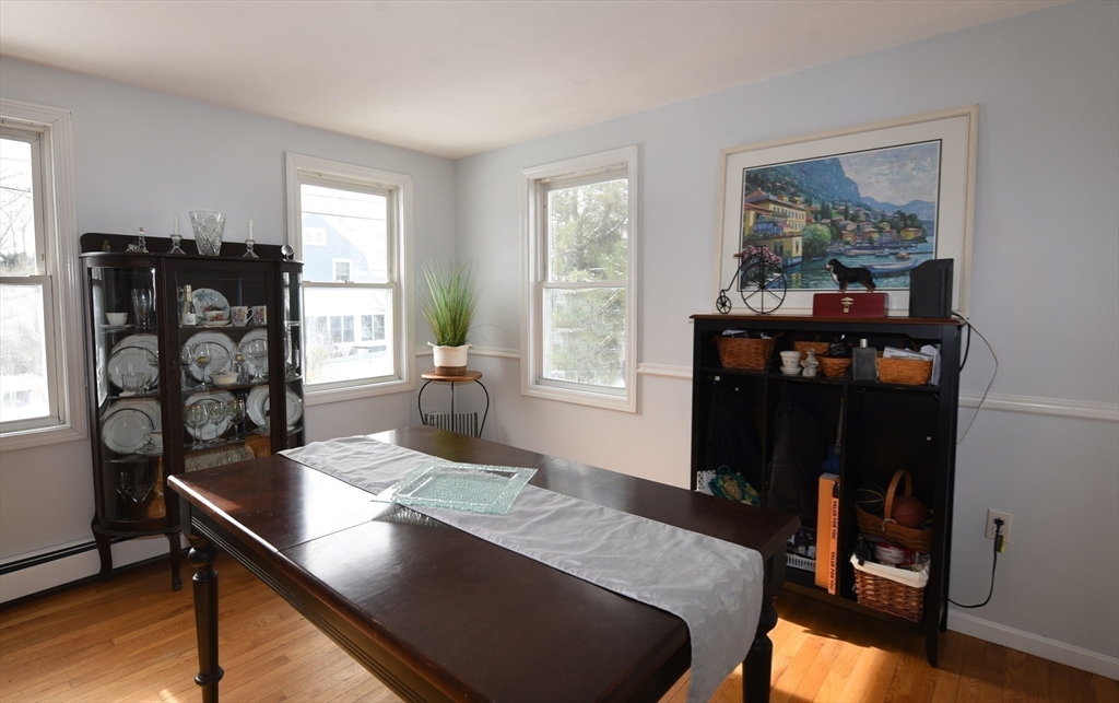 8 Harborview Rd