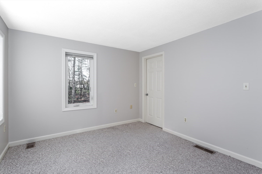 31 Stone Ridge Rd # 31