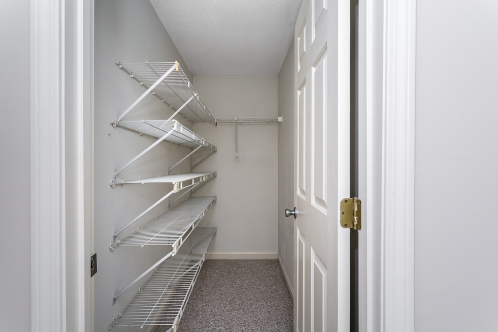 31 Stone Ridge Rd # 31
