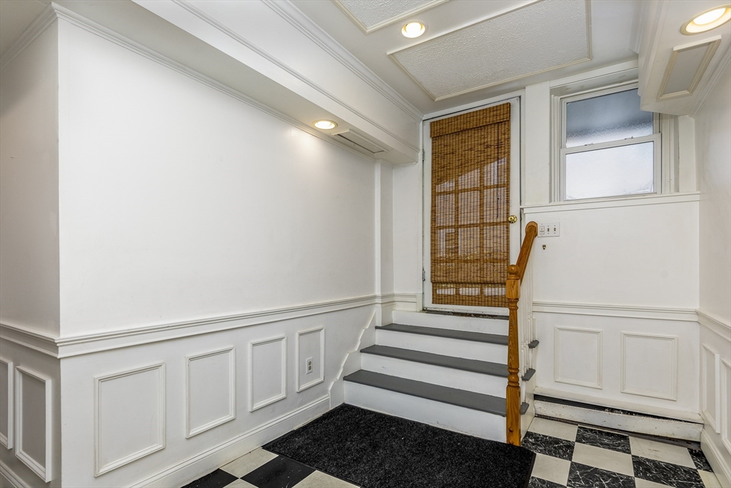 4 Tudor St # 1
