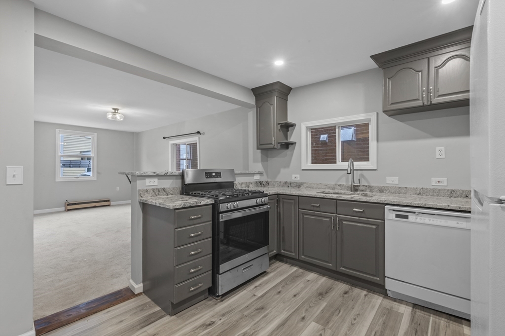 37 English St # 1