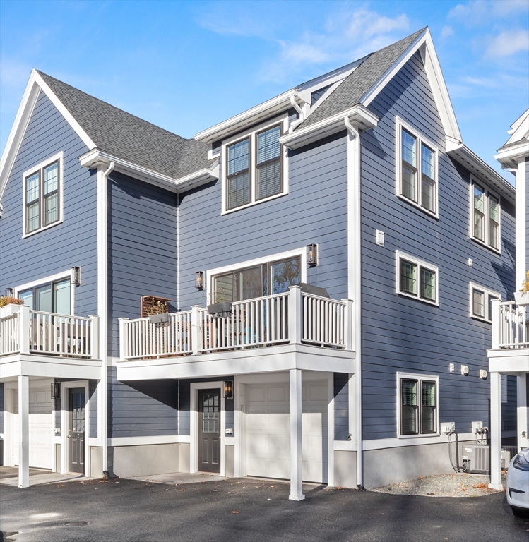 333 Bridge St # 1