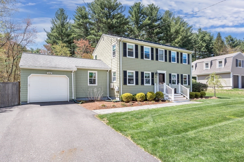 19 Colt Rd