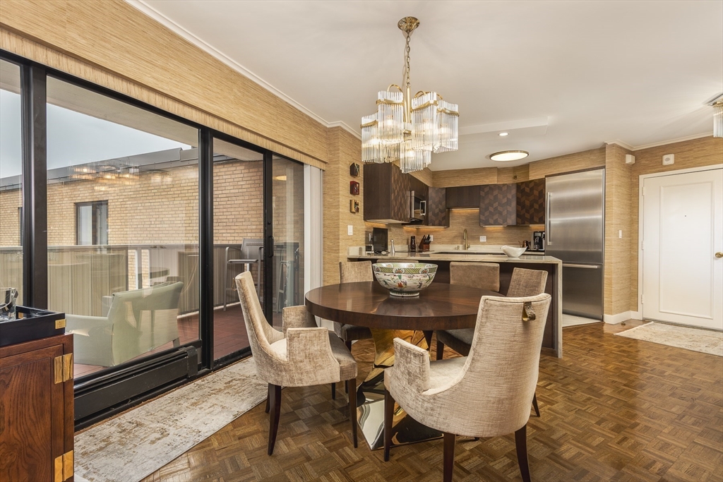 300 Lynn Shore Dr Unit: 1007