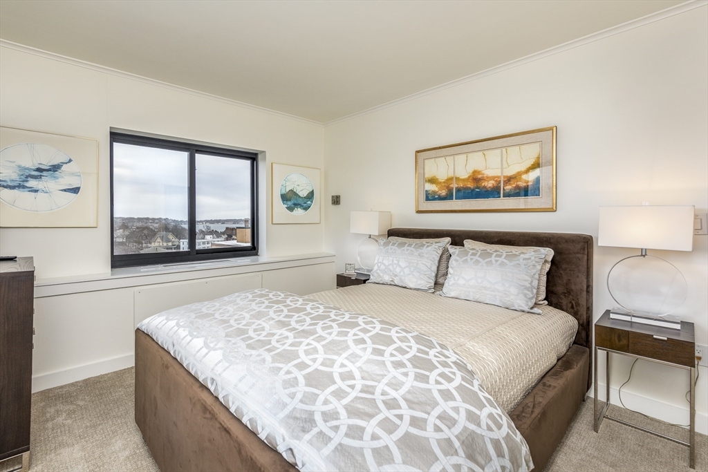 300 Lynn Shore Dr Unit: 1007