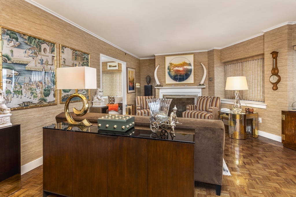 300 Lynn Shore Dr Unit: 1007
