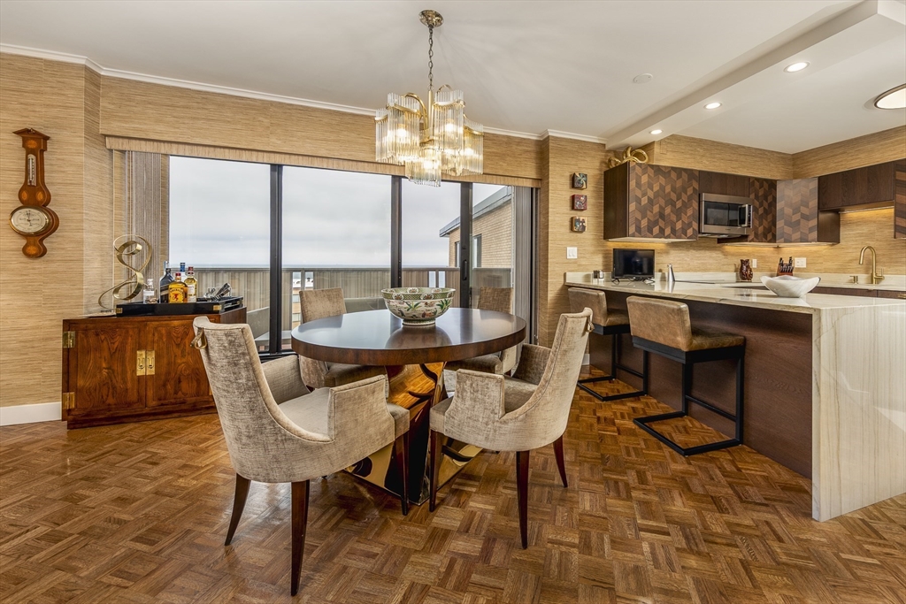 300 Lynn Shore Dr Unit: 1007