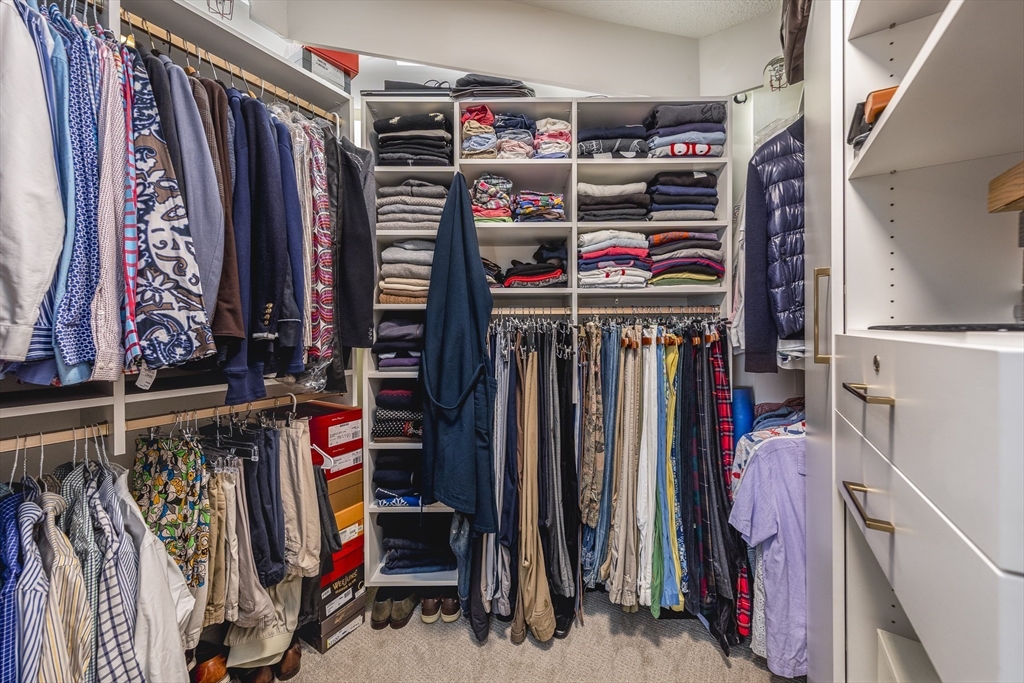300 Lynn Shore Dr Unit: 1007