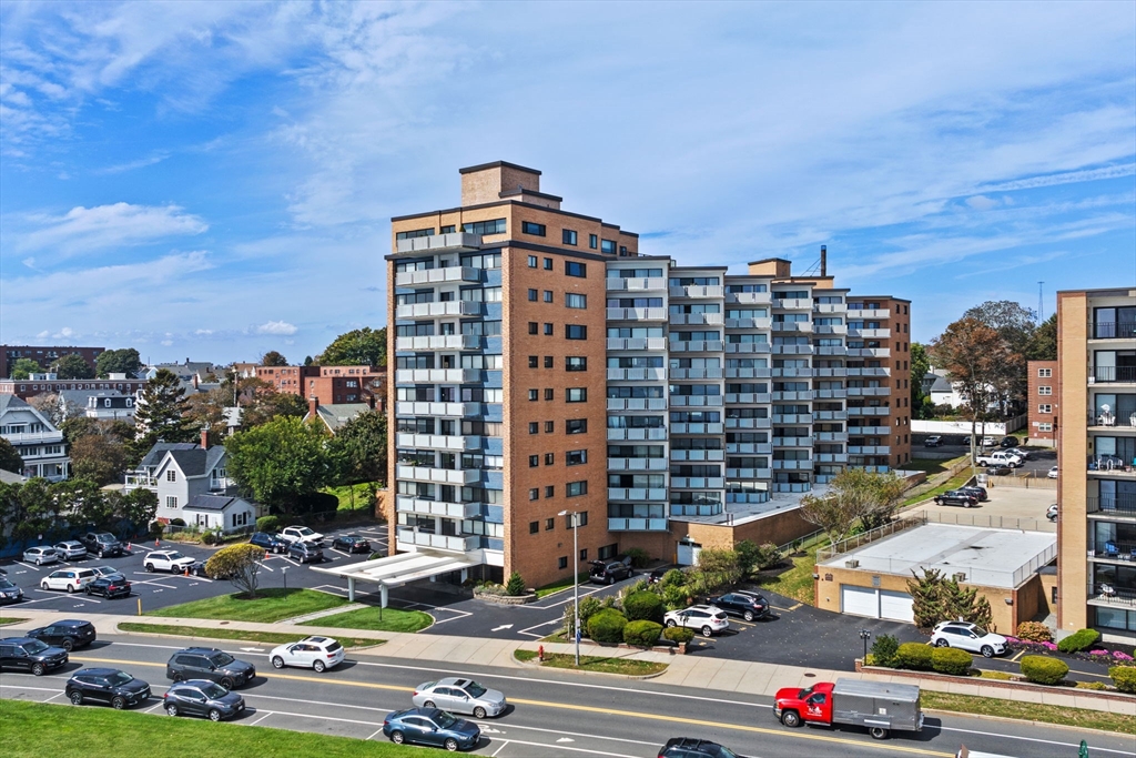 300 Lynn Shore Dr Unit: 408
