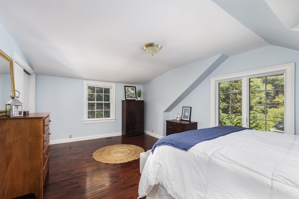 20 Cheever Ave