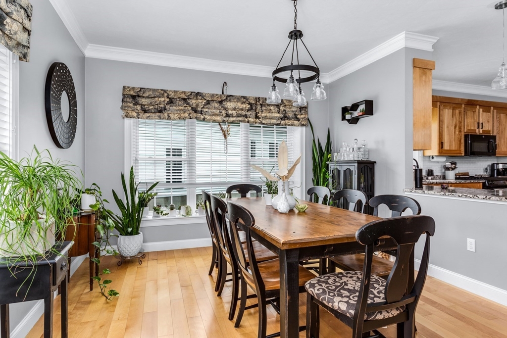 55 Lawrence Dr # 55