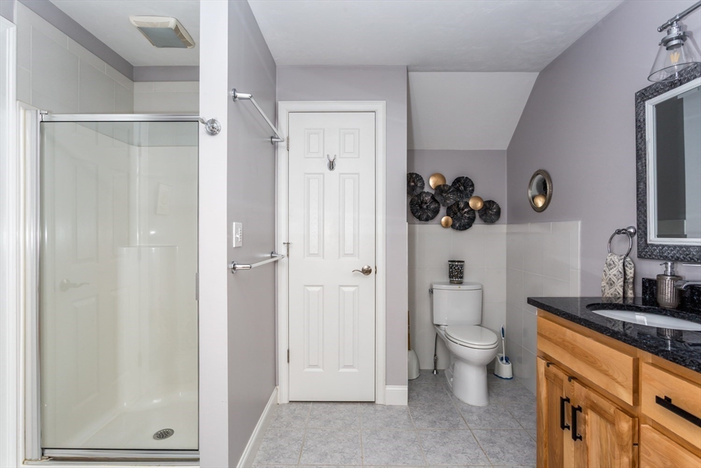 55 Lawrence Dr # 55