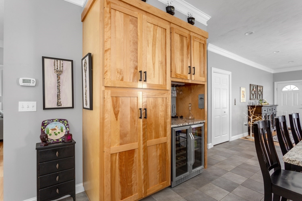 55 Lawrence Dr # 55