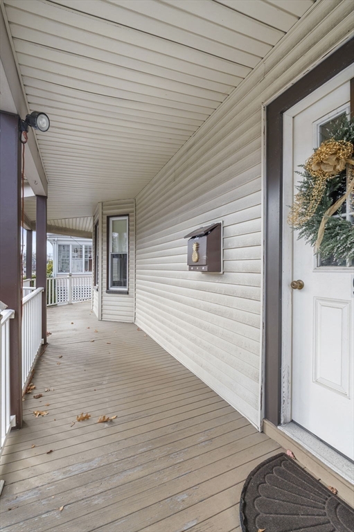 98 Paradise Rd