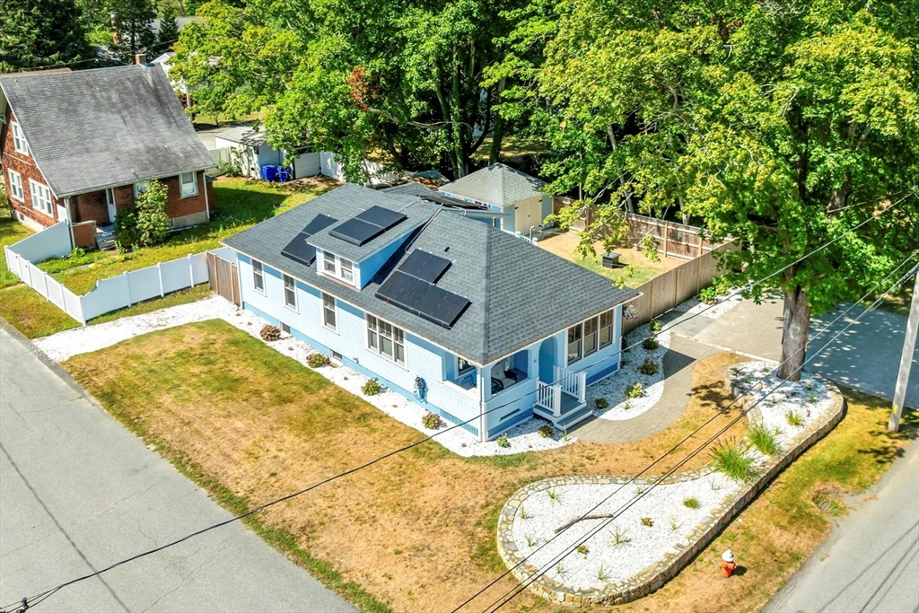 22 Bay View Ave