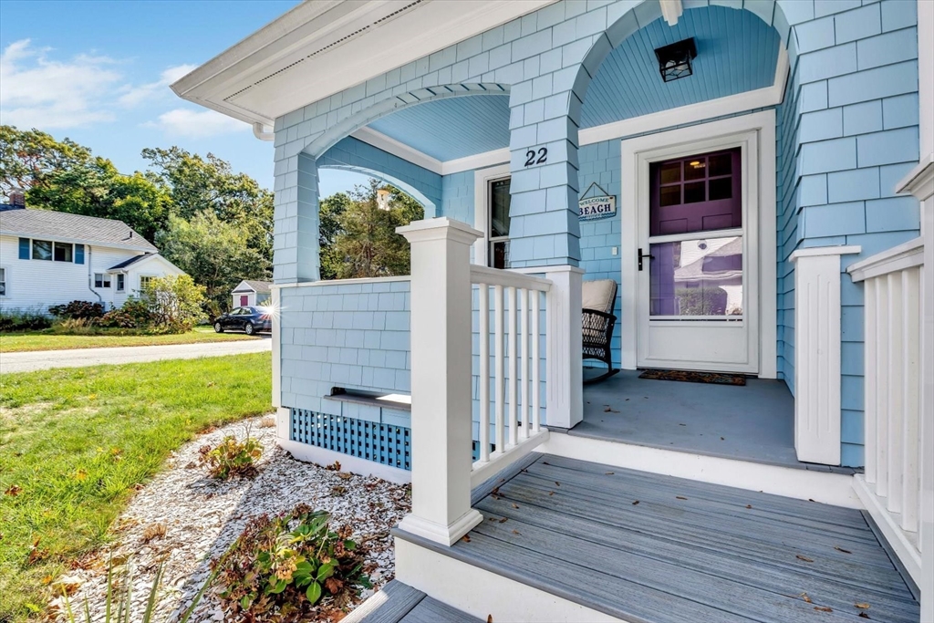 22 Bay View Ave