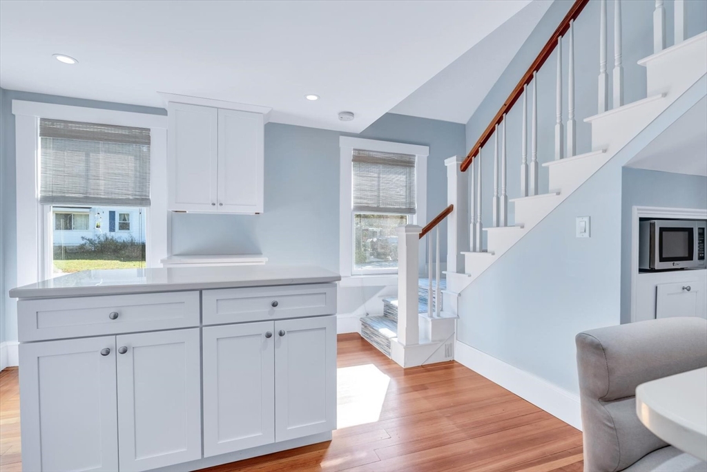 22 Bay View Ave