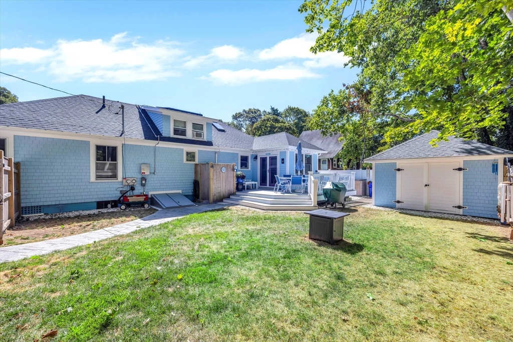 22 Bay View Ave