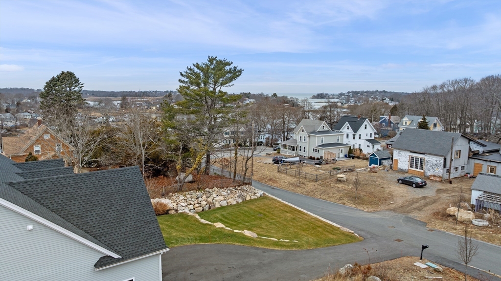 3 Deacon Farm Ln