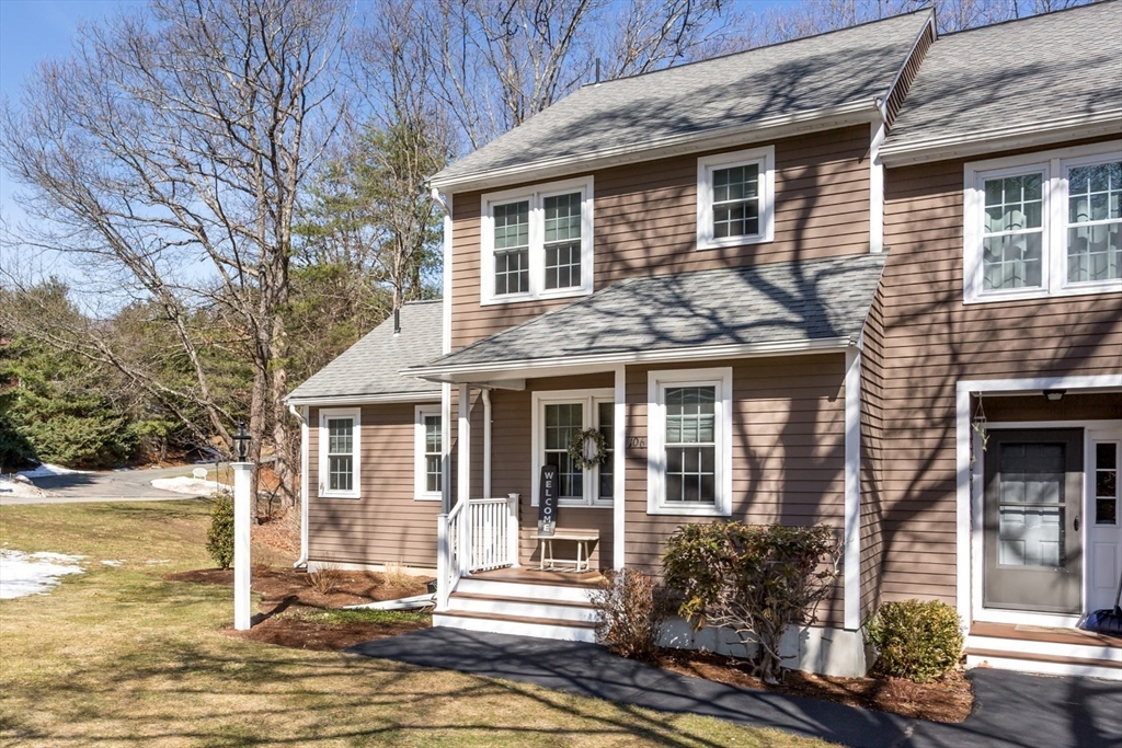 106 Laurelwood Dr # 106