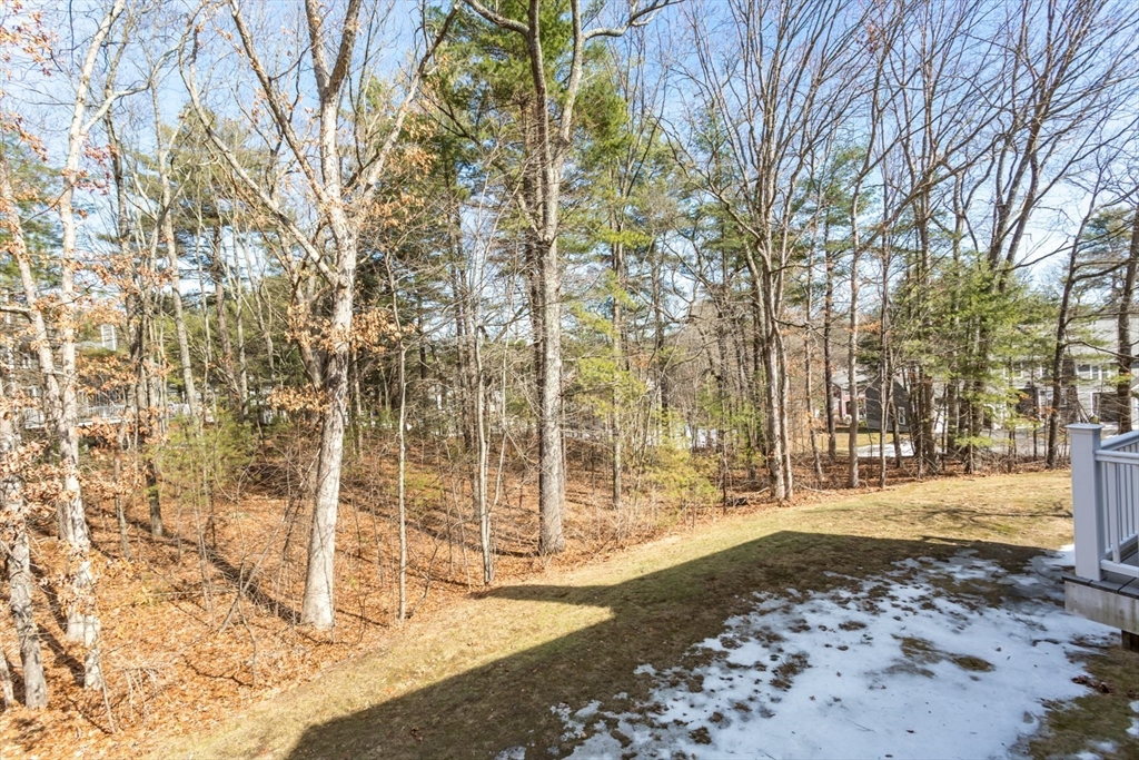 106 Laurelwood Dr # 106