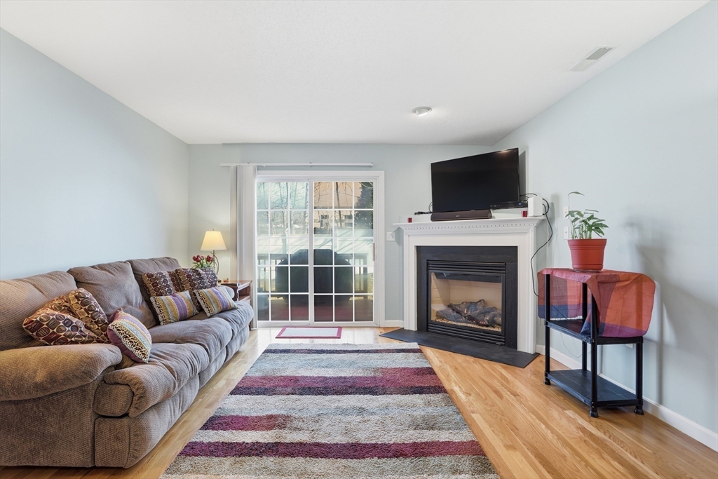 24 Farrwood Pl # 24