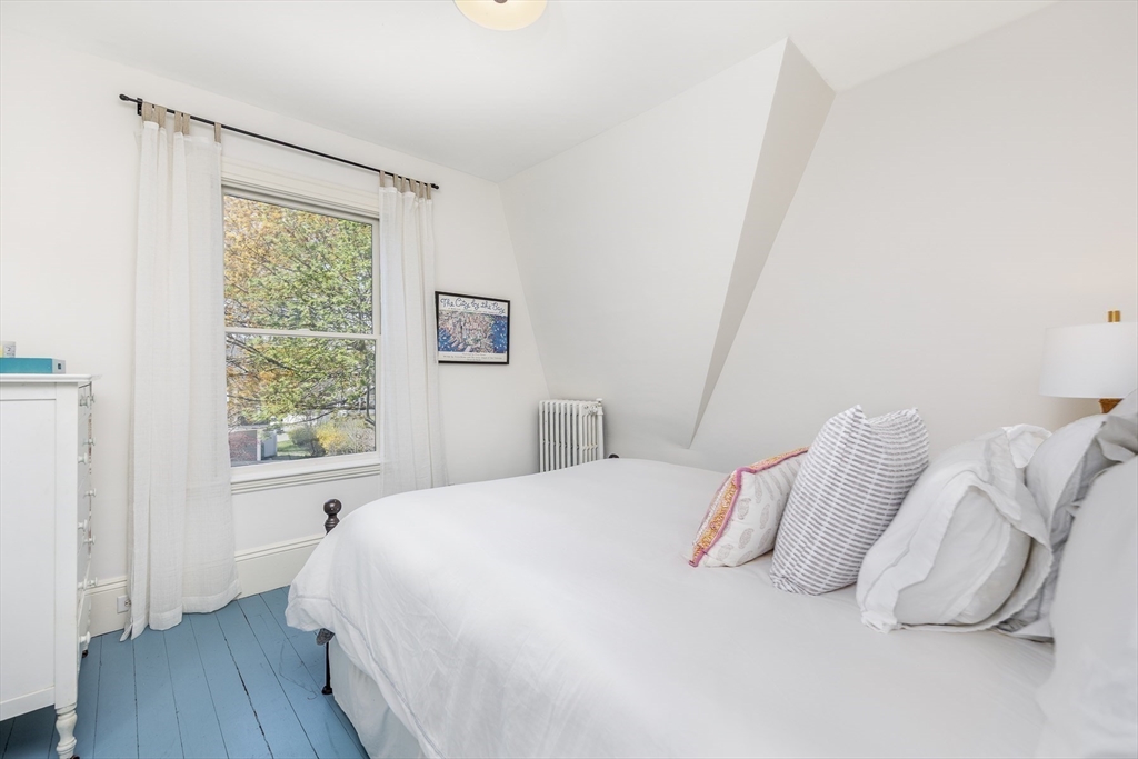 39 Clifton Avenue
