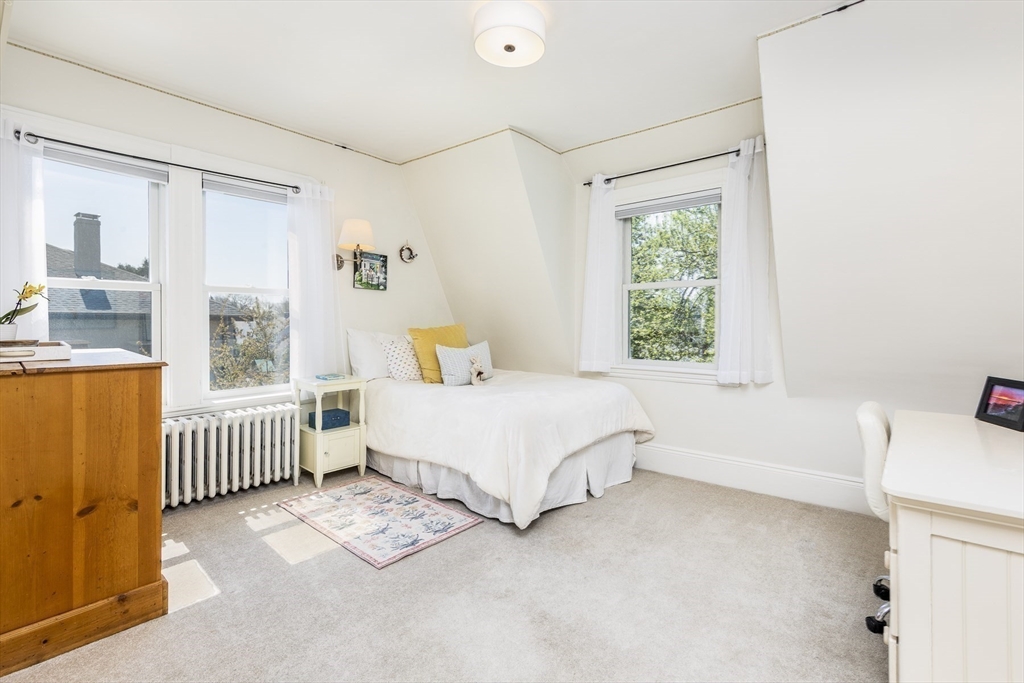 39 Clifton Avenue