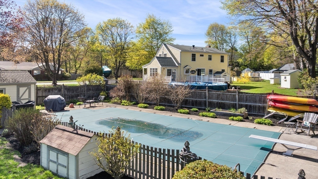 7 Patti Rd