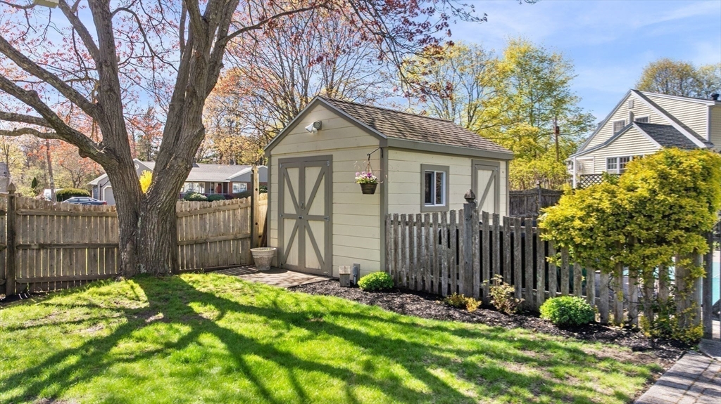7 Patti Rd