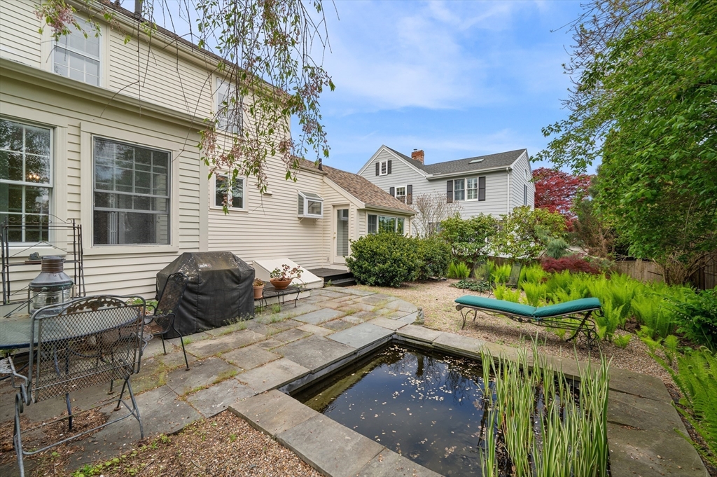 26 Pickwick Rd