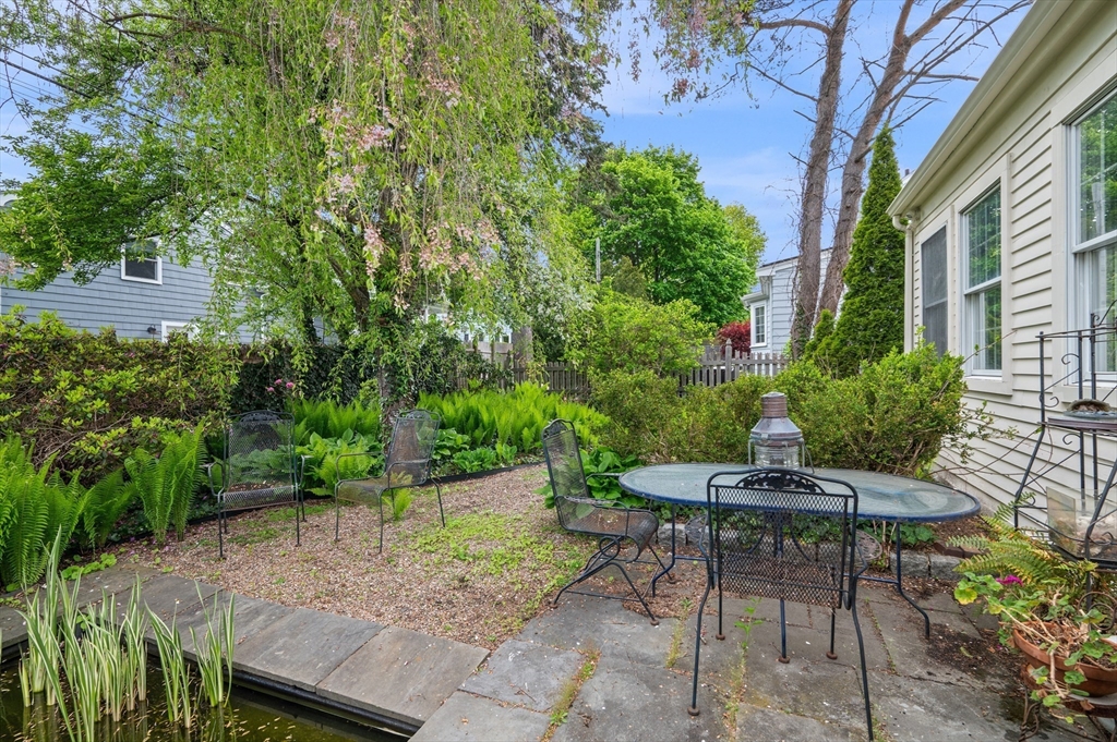 26 Pickwick Rd