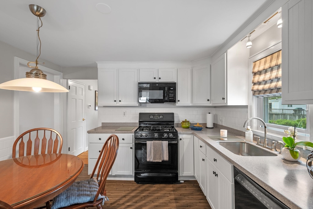 24 Muriel Rd