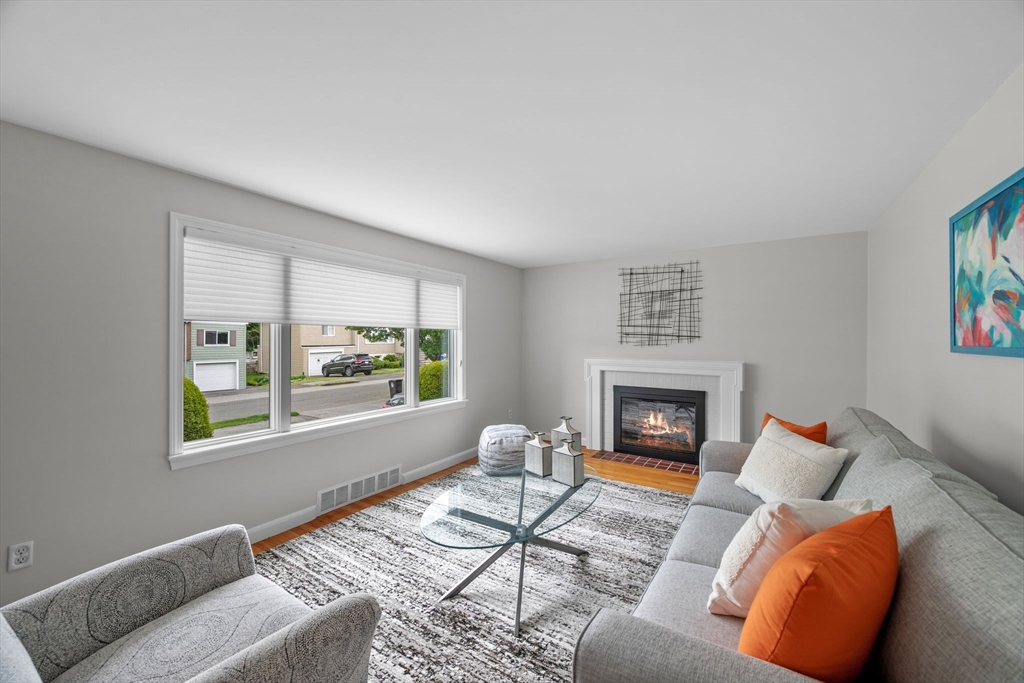 24 Muriel Rd