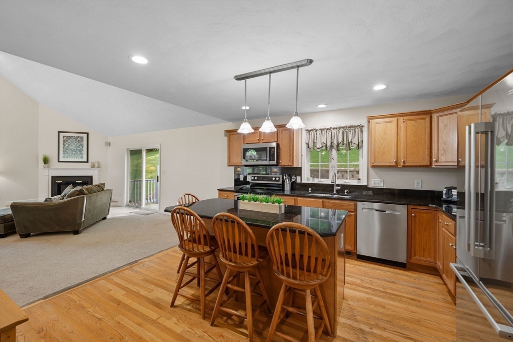 12 Olde Taverne Lane