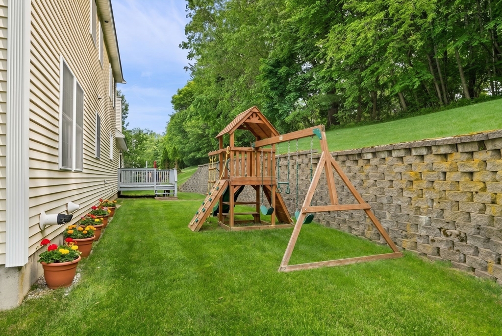 12 Olde Taverne Lane