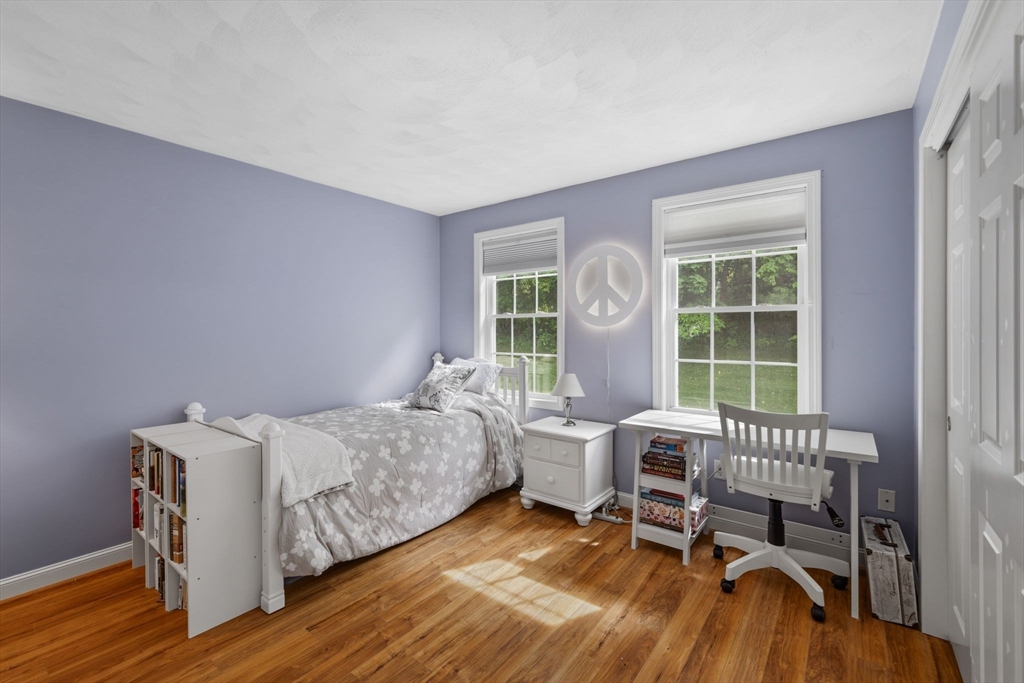 12 Olde Taverne Lane