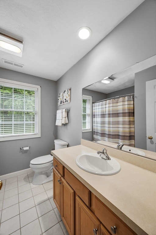 12 Olde Taverne Lane