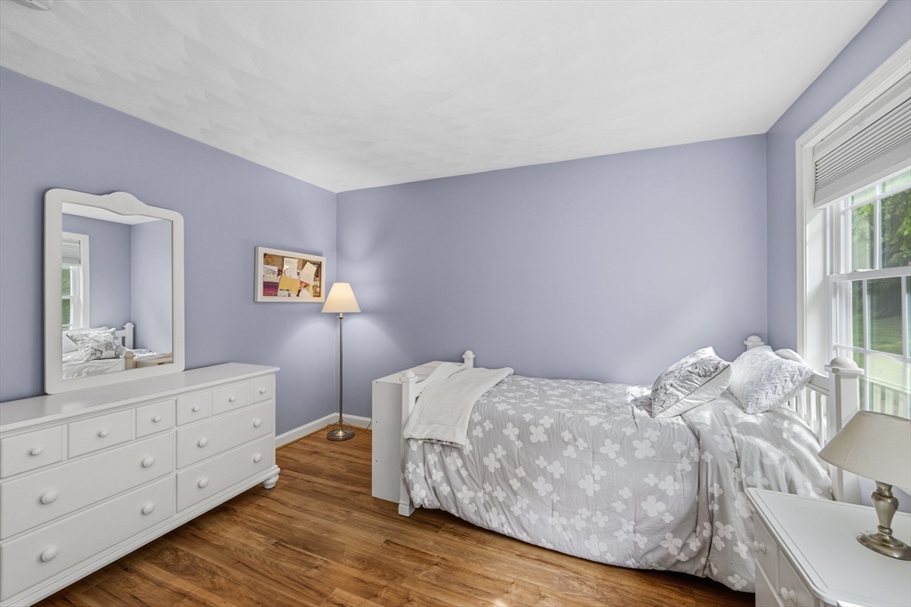 12 Olde Taverne Lane